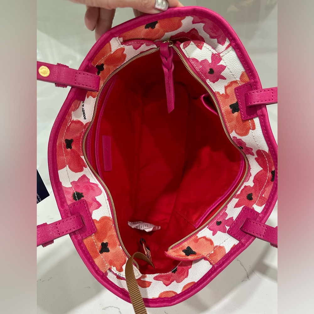 Brand New Dooney & Bourke Pink Bloom Leisure Tote - Picture 6 of 16